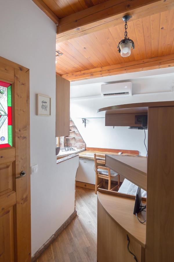 Cozy, Bright And Affordable Single Studio - Free Parking Ljubljana Eksteriør billede