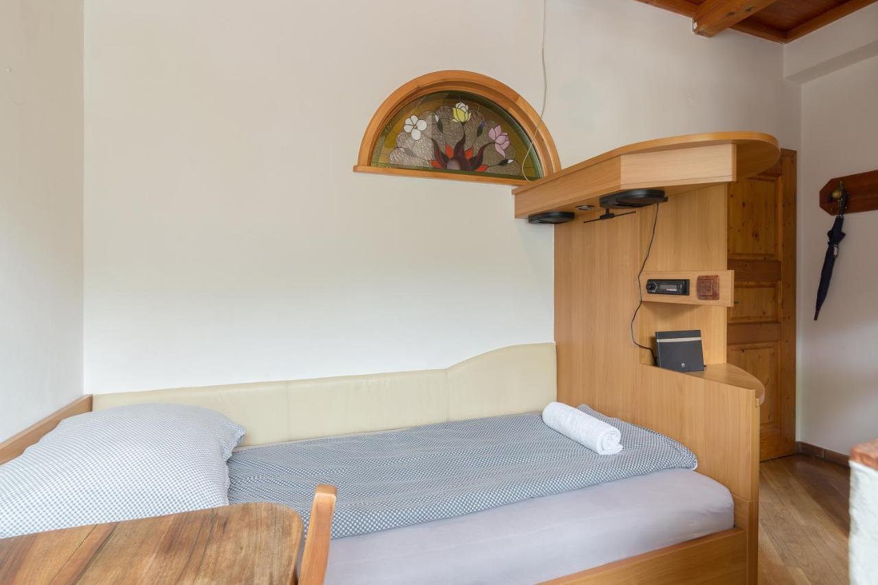 Cozy, Bright And Affordable Single Studio - Free Parking Ljubljana Eksteriør billede